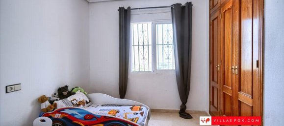 5 bedrooms Villa in San Miguel de Salinas, Spain No. 246017 34