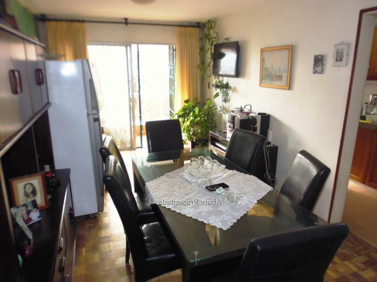 2 bedrooms Apartment in Montevideo, Uruguay No. 9726