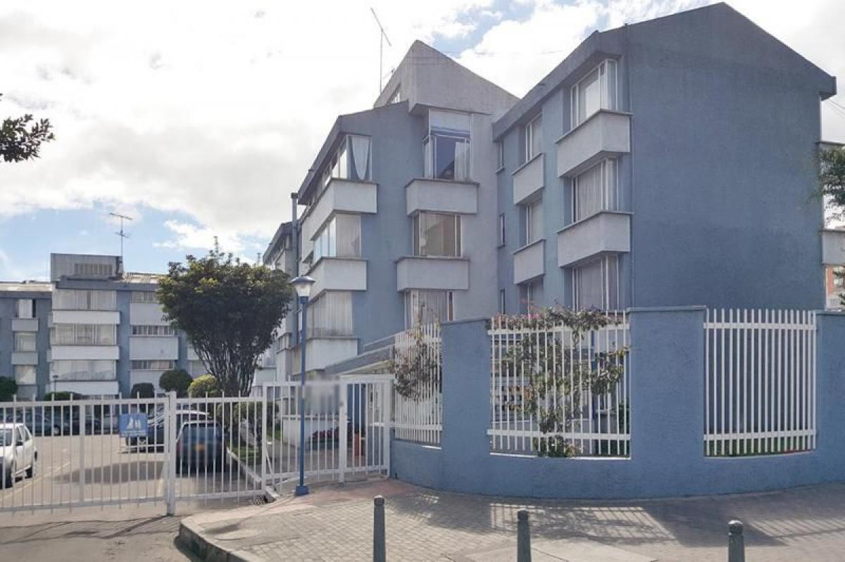 Дом с 3 спальнями в Богота, Колумбия № 11399