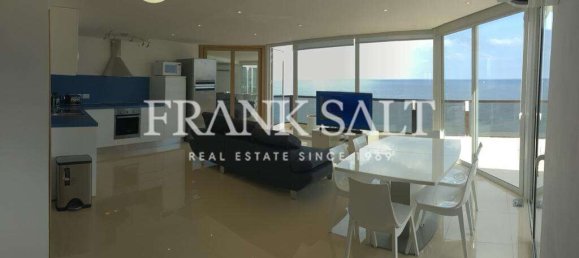 1 bedroom Penthouse in Sliema, Malta No. 9141 12