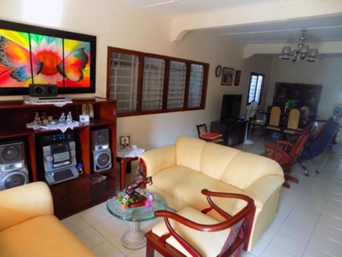3 bedrooms House in Atlantico, Colombia No. 4837