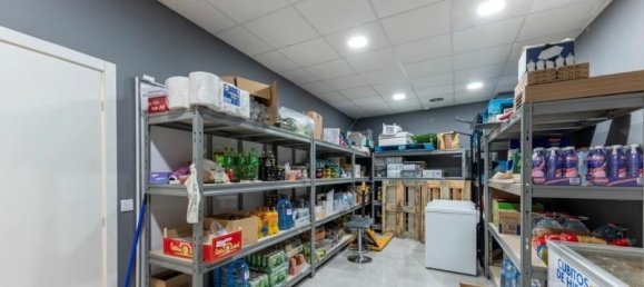 Gewerbliche Immobilie in Alicante, Spain 175m², Nr. 284682 3