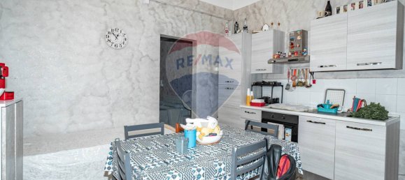 4 bedrooms House in Catania, Italy No. 61958 4