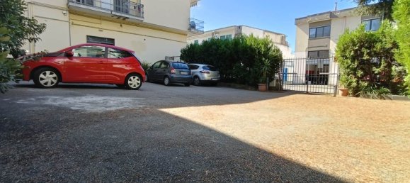 4 bedrooms Apartment in Salerno, Italy No. 376571 3