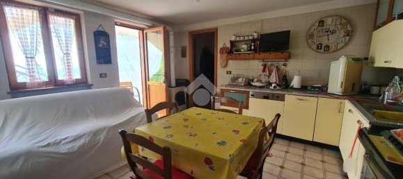 4-Zimmer Haus in Castelnuovo Nigra, Italy, Nr. 25242 6