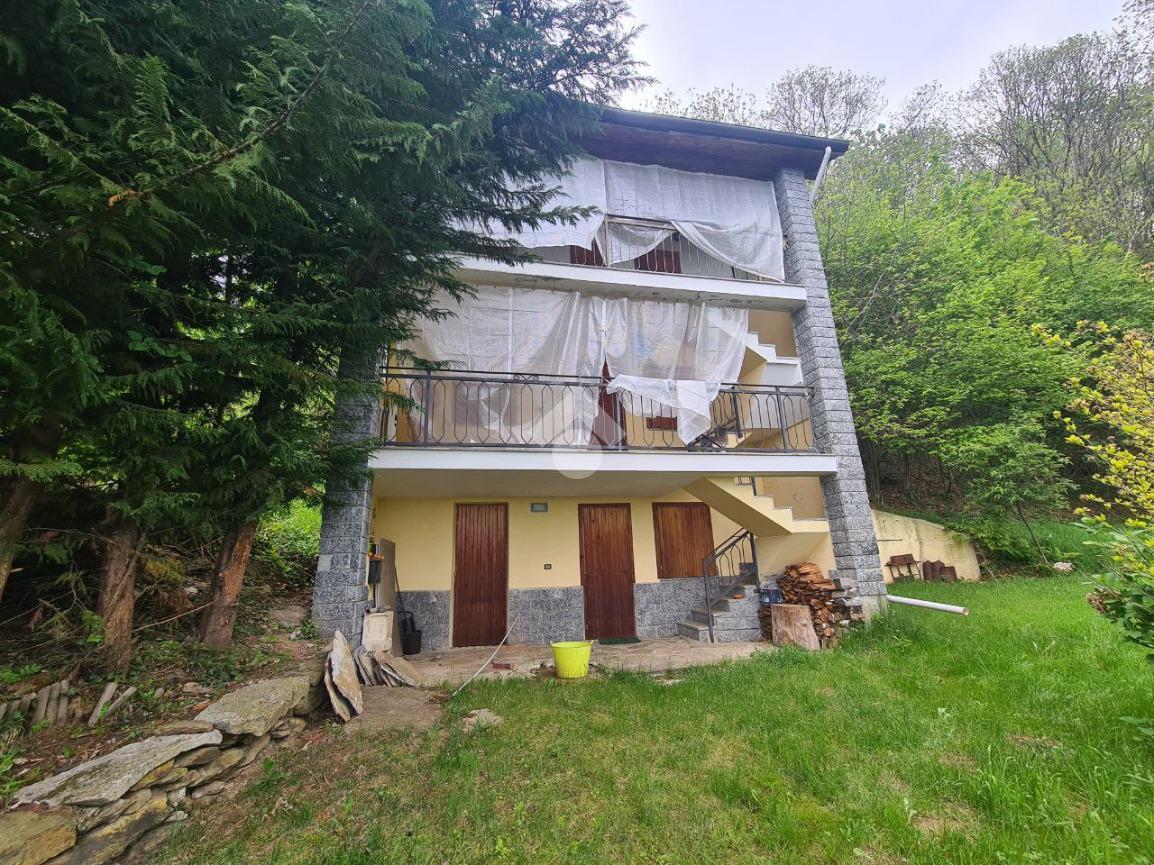 4-Zimmer Haus in Castelnuovo Nigra, Italy, Nr. 25242