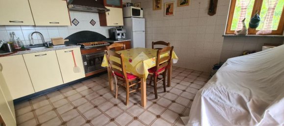 4-Zimmer Haus in Castelnuovo Nigra, Italy, Nr. 25242 11