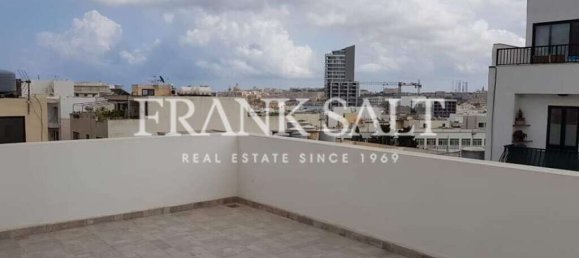Пентхаус с 2 спальнями в Гзира, Мальта № 9921 2