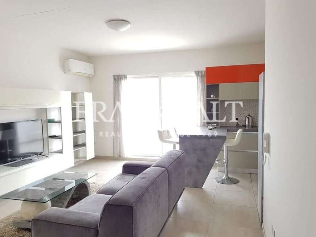 Пентхаус с 2 спальнями в Гзира, Мальта № 9921