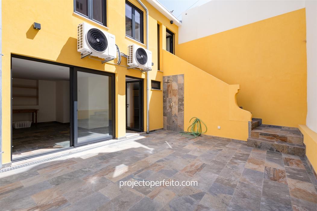 4 chambres Maison à Espinho, Portugal No. 270177