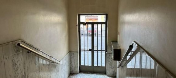 2غرفة شقة في Turin, Italy رقم 277350 3