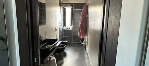 2غرفة شقة في Turin, Italy رقم 277350 11