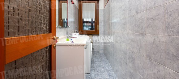 Квартира с 3 спальнями в Горгондзола, Италия № 354181 20