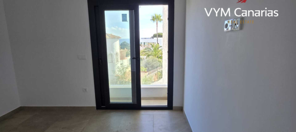 Villa de 3 dormitorios en Fustera, Spain No. 15270 2