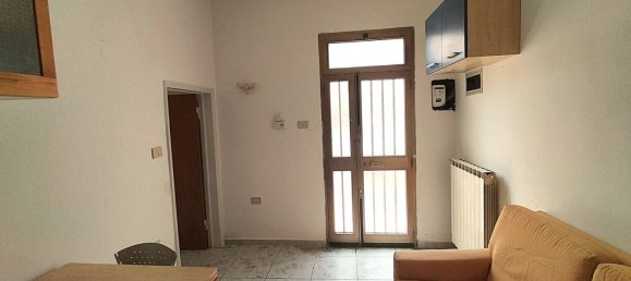2-Zimmer Wohnung in Pistoia, Italy, Nr. 309038 3