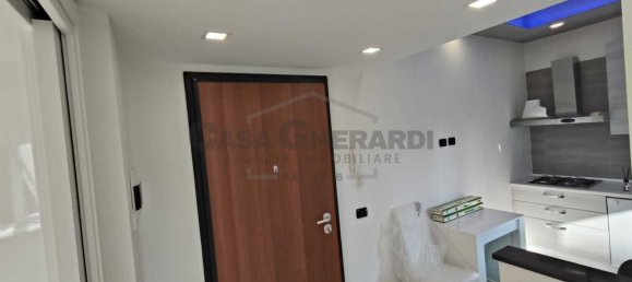 2-salle Appartement à Bottanuco, Italy No. 277920 3