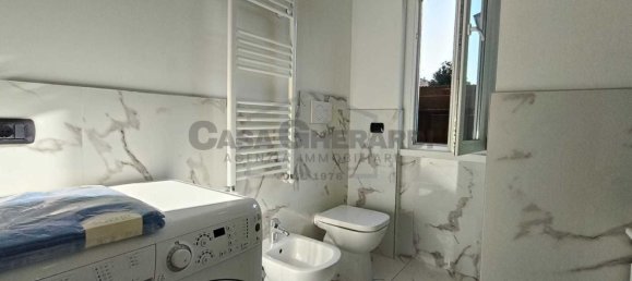 2-salle Appartement à Bottanuco, Italy No. 277920 17