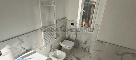 2-salle Appartement à Bottanuco, Italy No. 277920 15