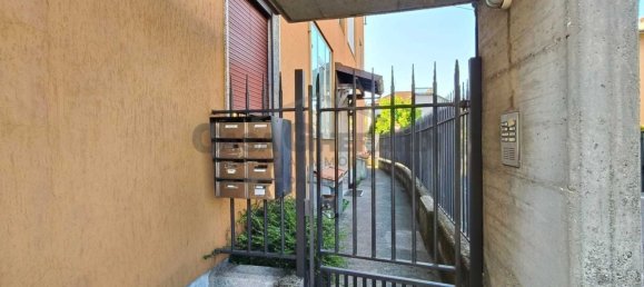 2-salle Appartement à Bottanuco, Italy No. 277920 22