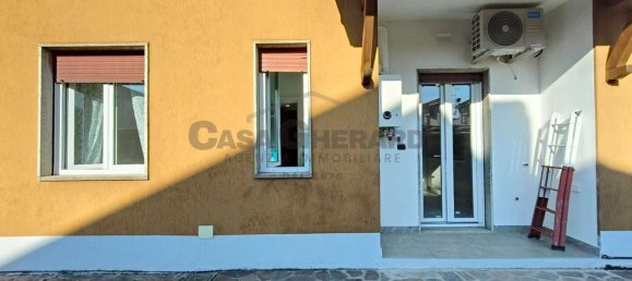 2-salle Appartement à Bottanuco, Italy No. 277920 21