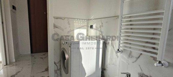 2-salle Appartement à Bottanuco, Italy No. 277920 16