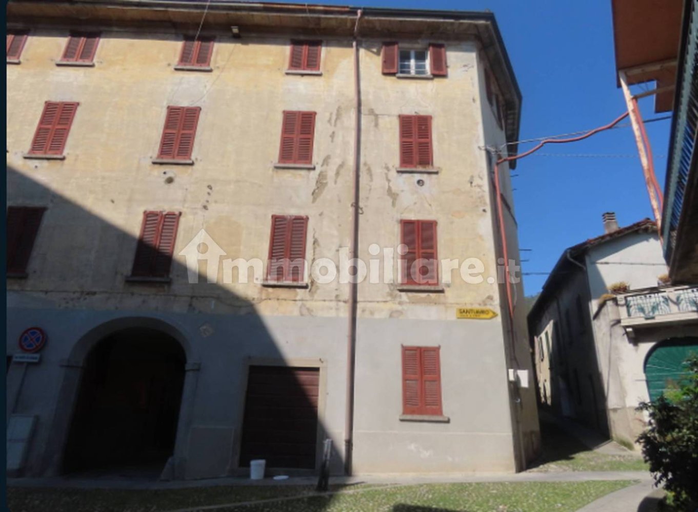 3 Schlafzimmer Wohnung in Valgreghentino, Italy, Nr. 331035