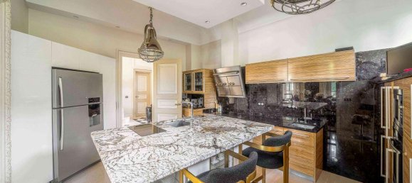 5 bedrooms Villa in Le Perreux-sur-Marne, France No. 172395 9