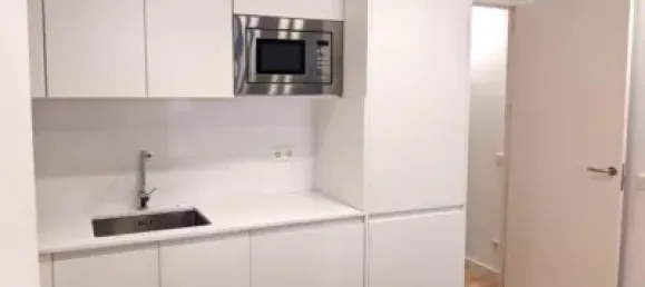 2 bedrooms Apartment in Ciutat Vella, Spain No. 78957 4