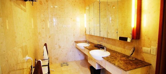 4 bedrooms Apartment in Port-Vila, Vanuatu No. 146 9