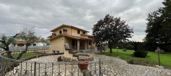 9 rooms Villa in Fiano Romano, Italy No. 42572 7