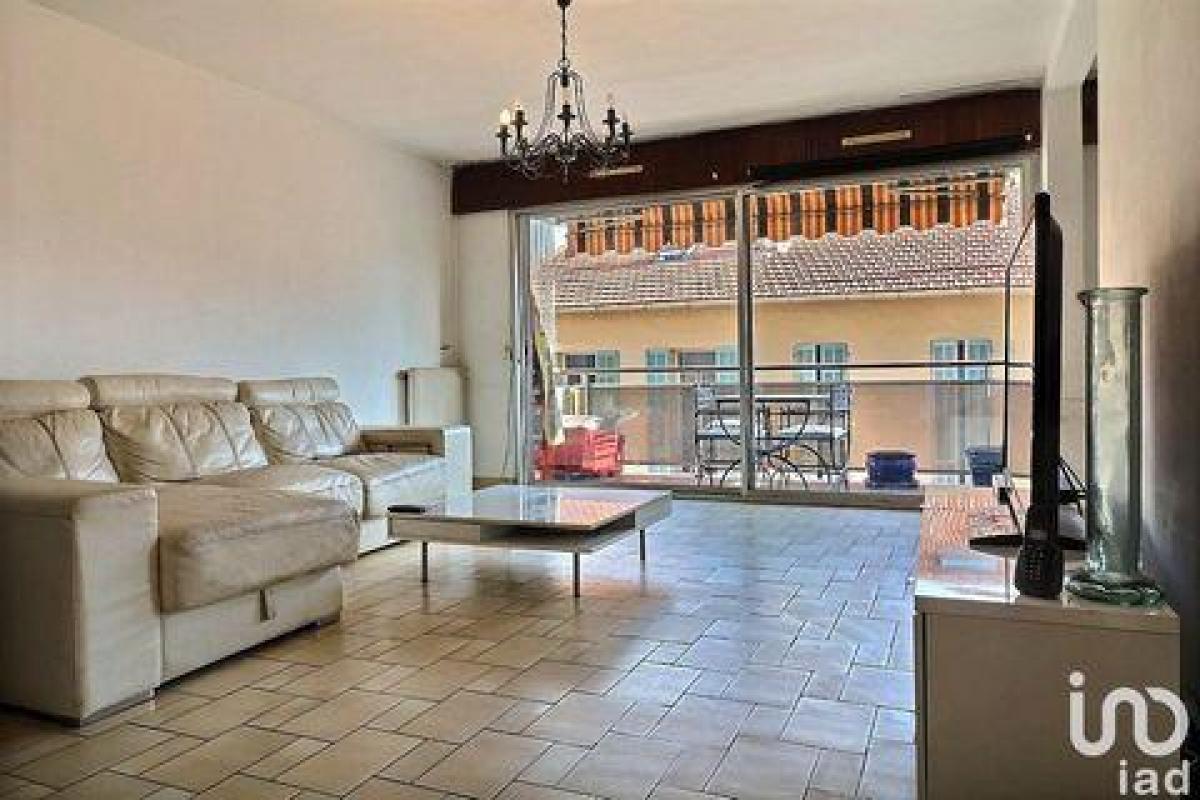 Condominio de 3 dormitorios en Toulon, France No. 14093