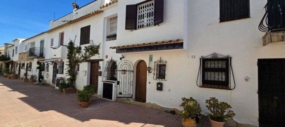 Casa de 3 dormitorios en Empuriabrava, Spain No. 146235 21