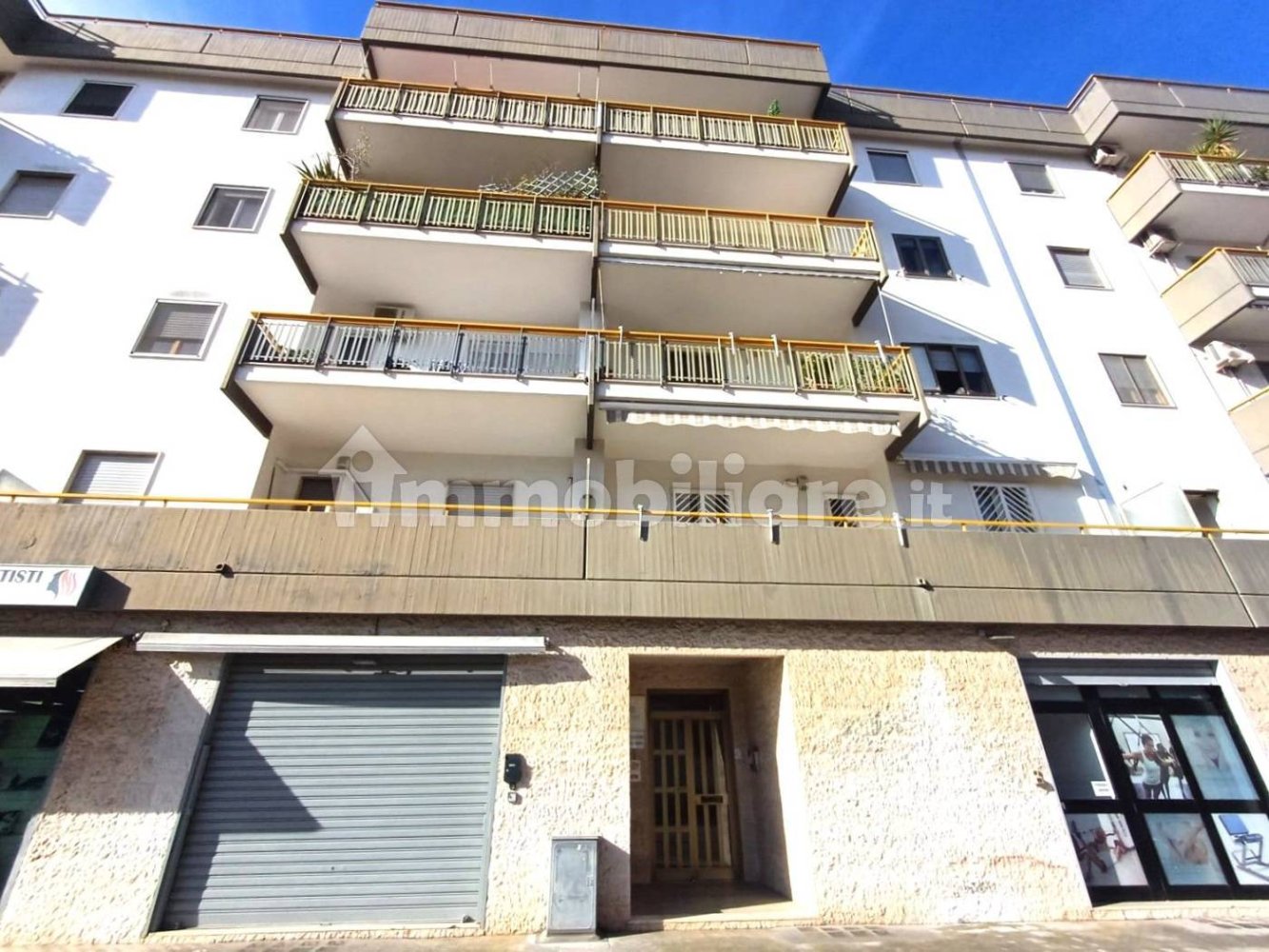 2 bedrooms Apartment in Triggiano, Italy No. 39608