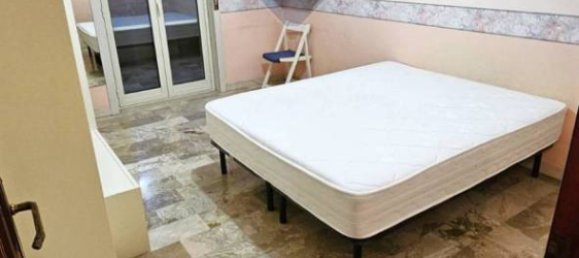 3 bedrooms Apartment in Messina, Italy No. 133064 4