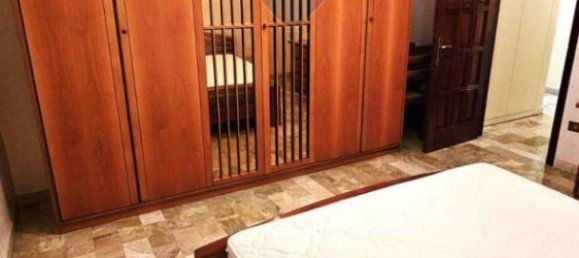 3 bedrooms Apartment in Messina, Italy No. 133064 10