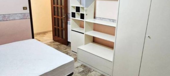 3 bedrooms Apartment in Messina, Italy No. 133064 5