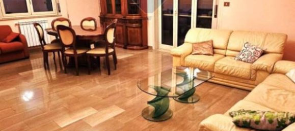 3 bedrooms Apartment in Messina, Italy No. 133064 6