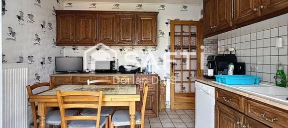 3 Schlafzimmer Haus in Athies-sous-Laon, France, Nr. 235633 4