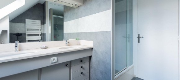 4 bedrooms House in Vire, France No. 358914 17