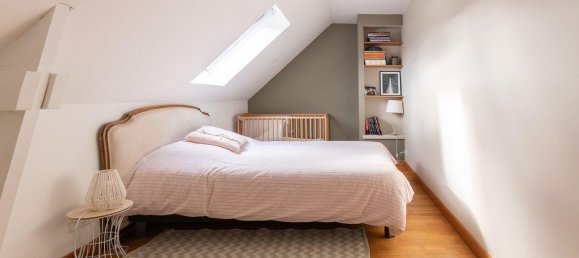 4 bedrooms House in Vire, France No. 358914 15