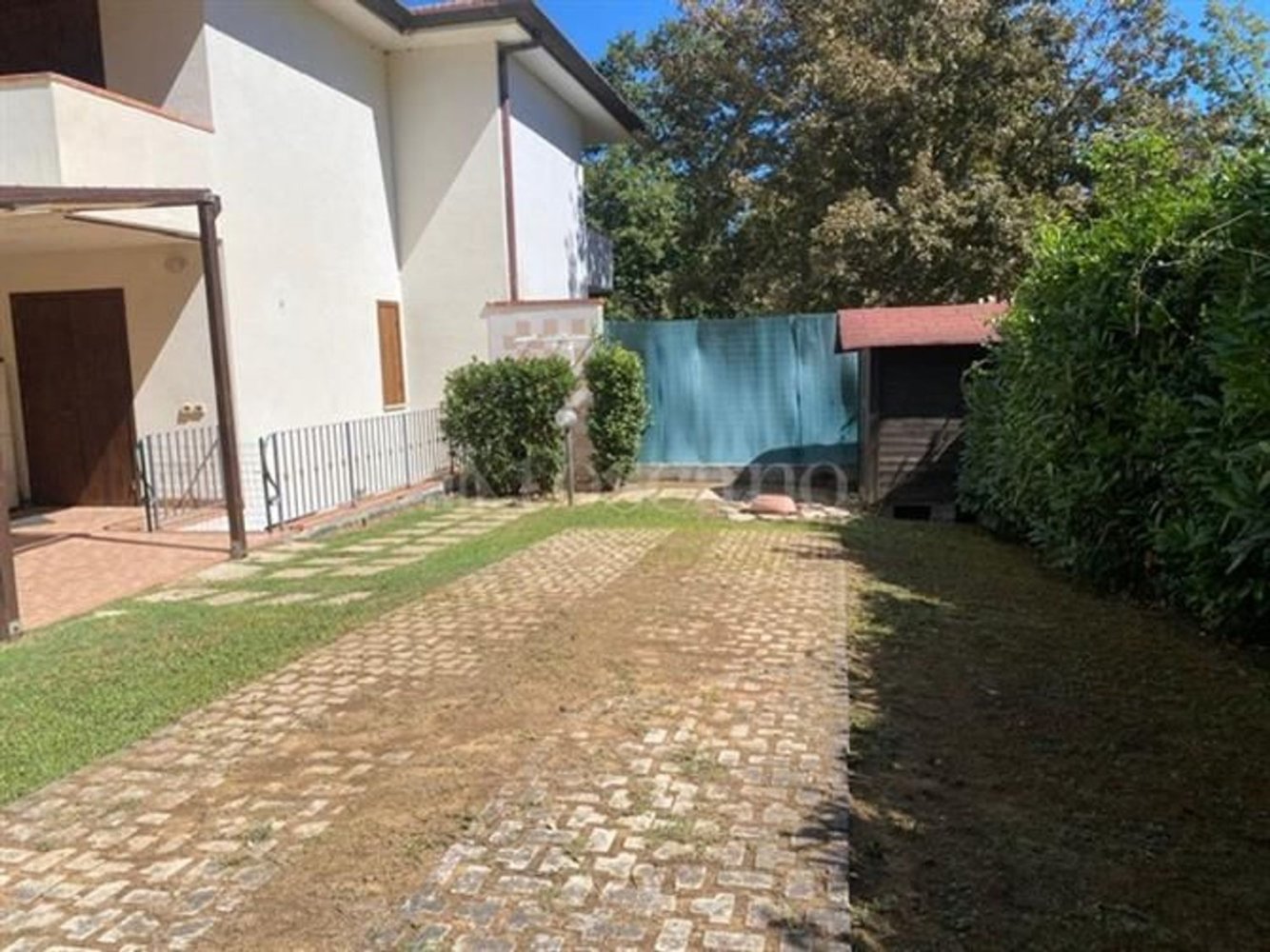 6 rooms Villa in Sabaudia, Italy No. 124456