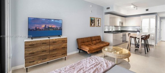 41.06 m² propiedad comercial en venta en Miami, Miami-Dade, Florida, USA № 615341 29