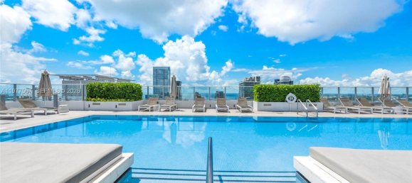 41.06 m² propiedad comercial en venta en Miami, Miami-Dade, Florida, USA № 615341 3