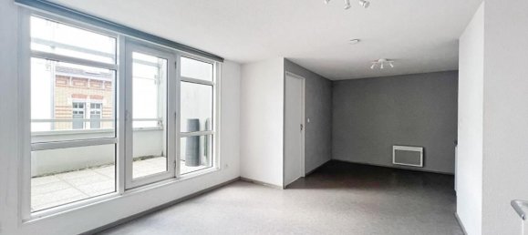 2 bedrooms Apartment in Lille, France No. 104246 5