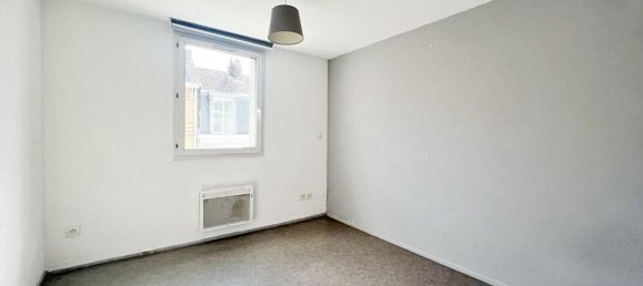 2 bedrooms Apartment in Lille, France No. 104246 4