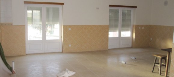 4 bedrooms House in Caldas da Rainha, Portugal No. 140538 2