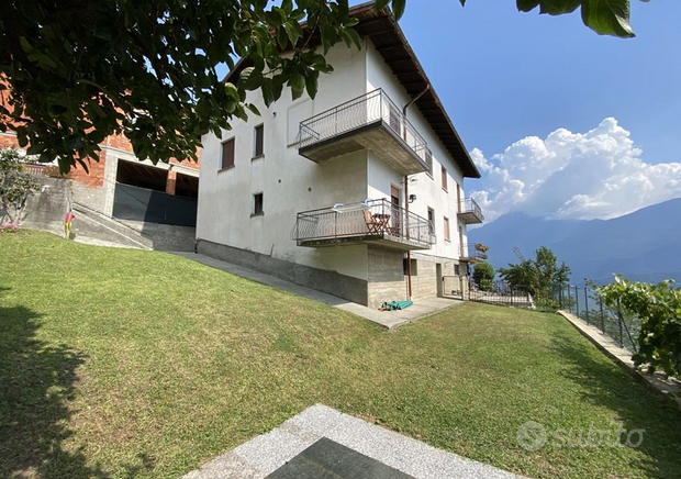 4 rooms Apartment in Gravedona ed Uniti, Italy No. 306784