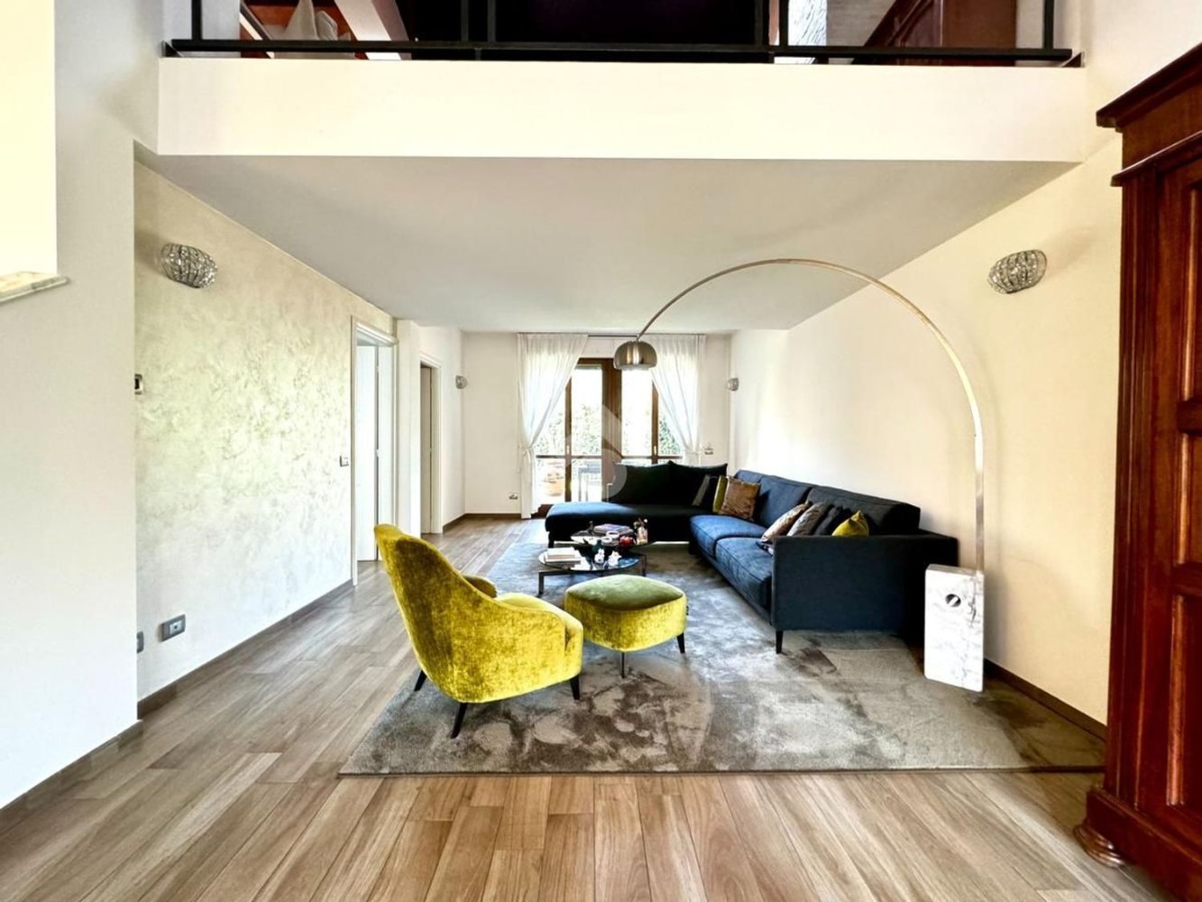 Вилла с 6 комнатами в Крема, Италия № 107163