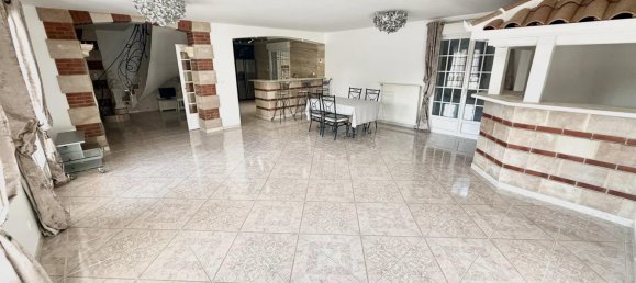 Villa de 3 dormitorios en Chalons-en-Champagne, France No. 361822 11