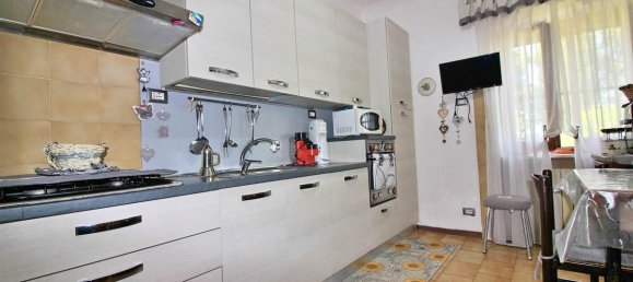 Дом с 4 спальнями в Чиниджано, Италия № 214889 22